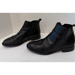 Born Black Leather Side Zip Round Toe Low Block Heel Zip Ankle Boots Sz 7M